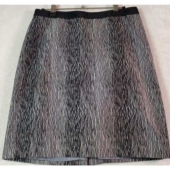 Ann Taylor A Line Skirt Womens Size 4 Black Gray Geo Print Lined Vented Back Zip - Picture 1 of 8